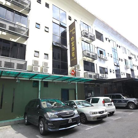 古晋 Oyo 90136珍宝旅馆酒店 外观 照片
